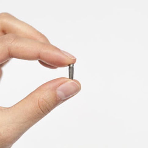 Größe Implantat - ZahnarztAubing Dr. Johannes Stern